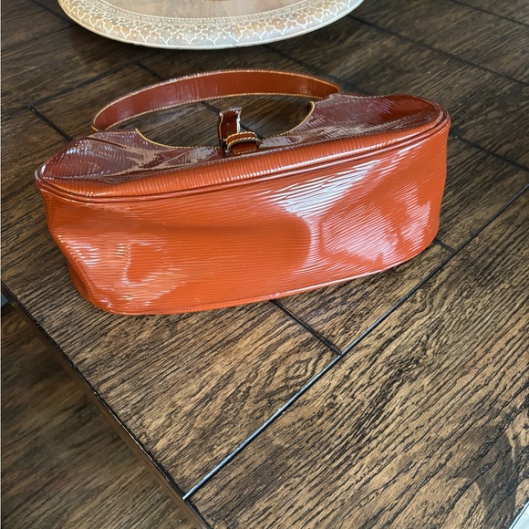 Authentic Prada purse - Picture 5 of 10